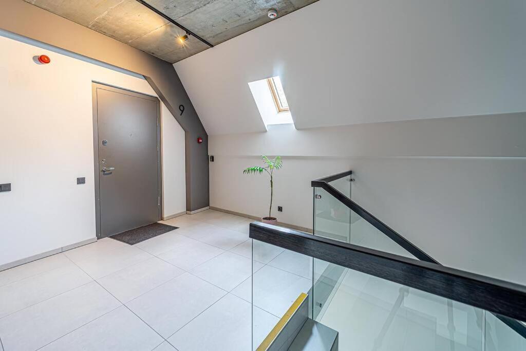 Sky Apartment With Free Parking And Balcony & Ac Kaunas Ngoại thất bức ảnh